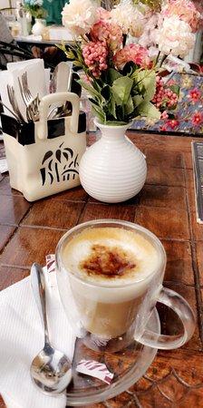 Cafe Uncover